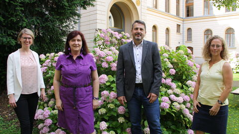 Das Team der LKS Die vier Mitarbeiter der Landeskoordinierungsstelle