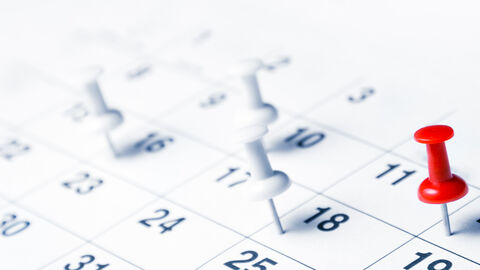 Veranstaltungen Terminkalender mit Pins in weis und rot