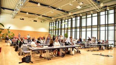 Teilnehmer der Konferenz der Runden Tische Teilnehmer der Konferenz der Runden Tische